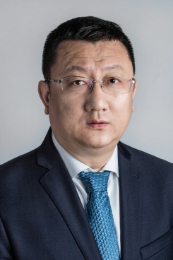 王志坚所属科室:关节足踝创伤科行政职务:骨科系主任,骨科学科带头人